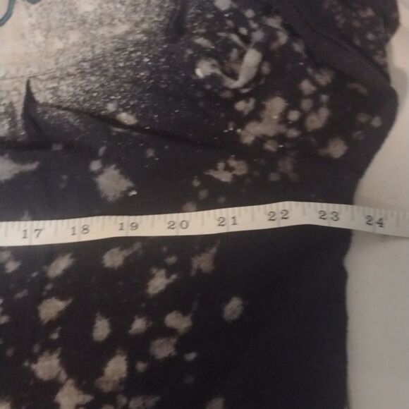 A rare bird handmade clothing flannel with roses embroidery size small medium - Picture 5 of 12